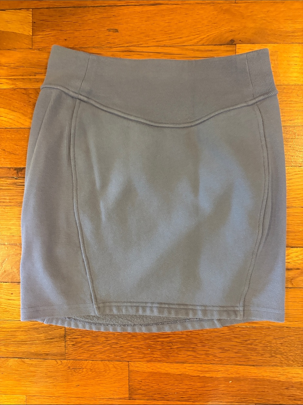 lululemon athletica High Rise Scuba Mini Skirt, Slate Blue - EUC, XS